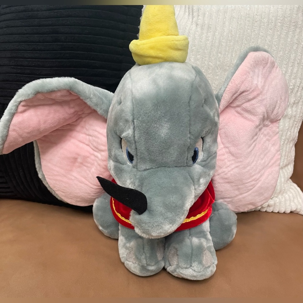 Dumbo Authentic Disney Store Exclusive Original Plush Vintage 13"